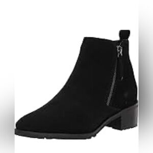 Blondo Waterproof Black Suede Ankle Boots Size 8.5 Spring Rain Chelsea Boot
